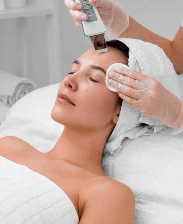 Medgel სილამაზის კლინიკის ბანერი - ლაზერი და სხივოსანი კანი